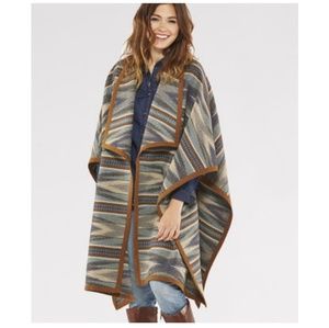NWT Pendleton Wool Blanket Wrap Rio Canyon Poncho